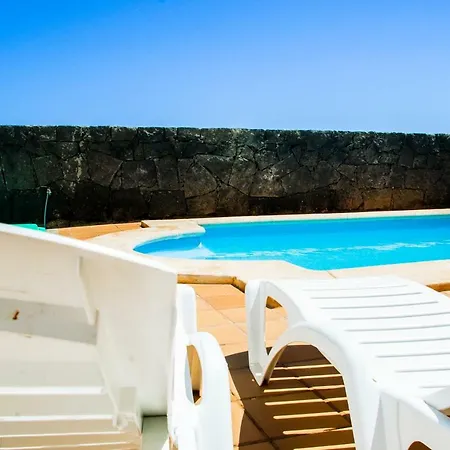 Flamenco Playa Blanca (Lanzarote)